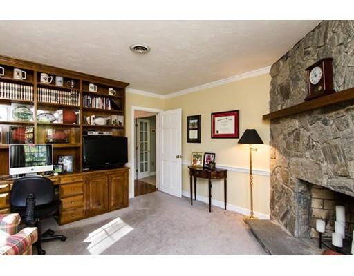 16 Bubbling Brook Rd, Walpole, MA 02081 photo 17
