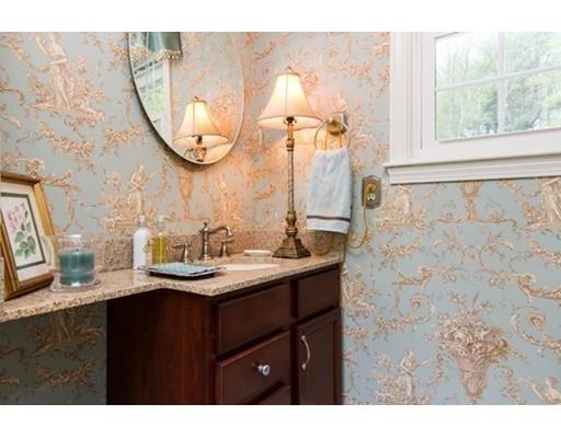 16 Bubbling Brook Rd, Walpole, MA 02081 photo 13