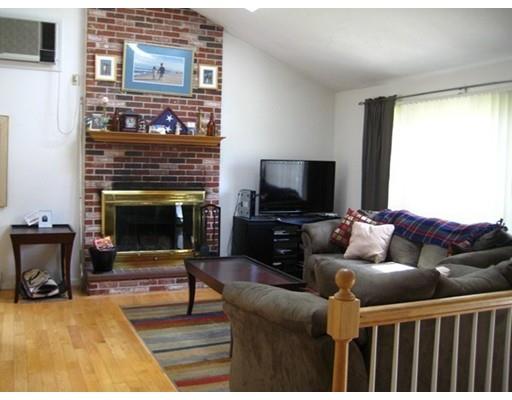 25 Nick Ln, Maynard, MA 01754 photo 8