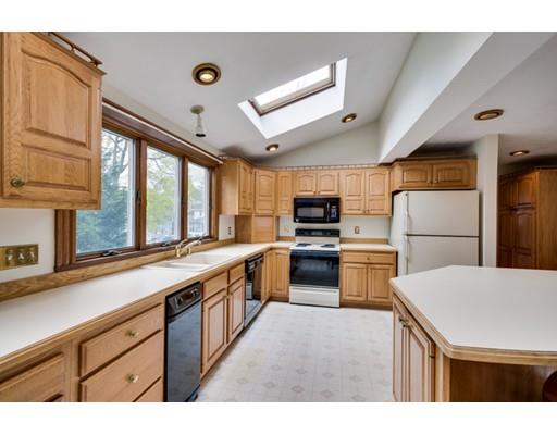 11 Valley Rd, Woburn, MA 01801 photo 7