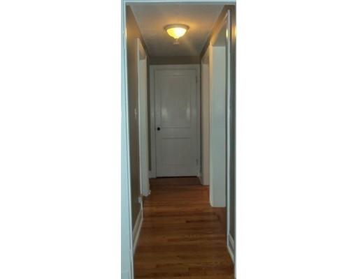 124 Gillette Cir, Springfield, MA 01118 photo 10