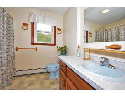5 Leone Ln, Mendon, MA 01756 photo 17