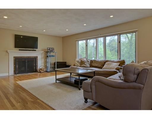 44 Carter Dr, Framingham, MA 01701 photo 6