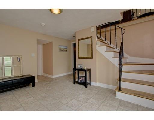 44 Carter Dr, Framingham, MA 01701 photo 3