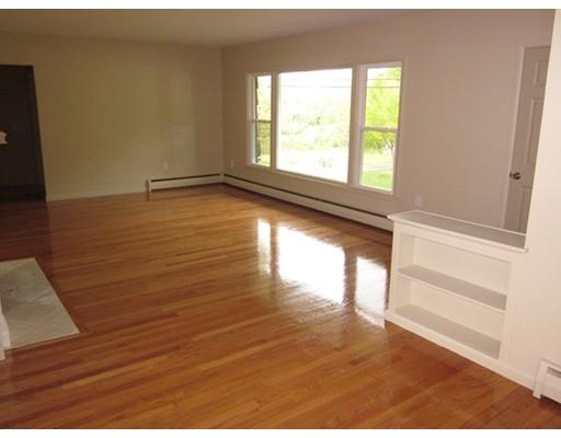 6 Douglas Rd, Webster, MA 01570 photo 8