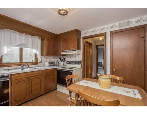 174 Druid Hill Rd, Springfield, MA 01129 photo 11