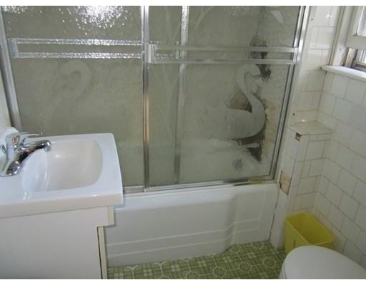 10 Whitins Rd, Sutton, MA 01590 photo 9