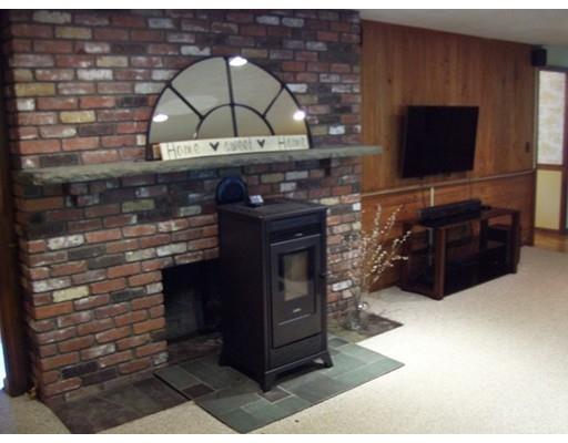 9 Cider Mill Ln, Upton, MA 01568 photo 13