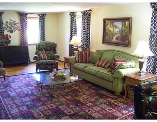 9 Cider Mill Ln, Upton, MA 01568 photo 11