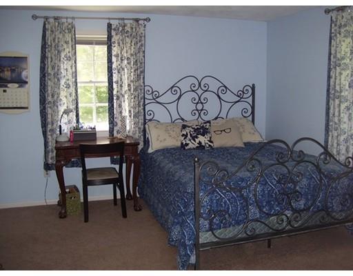 9 Cider Mill Ln, Upton, MA 01568 photo 16