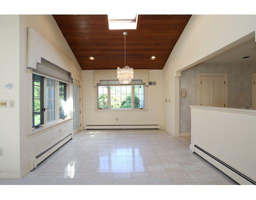 28 Highgate Rd, Framingham, MA 01701 photo 7