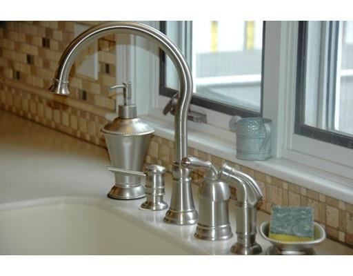 47 Hitching Post Dr, Walpole, MA 02081 photo 6