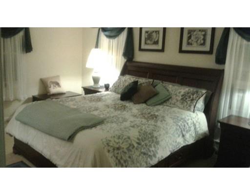 47 Hitching Post Dr, Walpole, MA 02081 photo 17