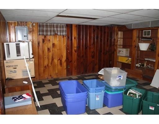898 Bradley Rd, Springfield, MA 01109 photo 12