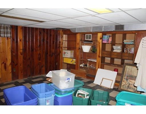 898 Bradley Rd, Springfield, MA 01109 photo 13