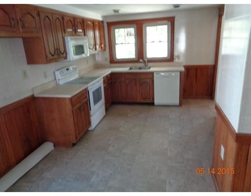 35 Sherbrook Ave, Worcester, MA 01604 photo 2