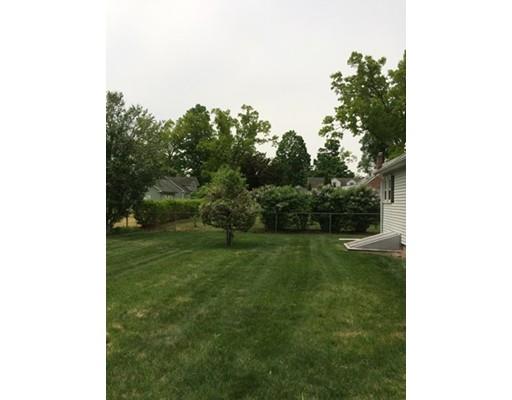 95 Macomber Ave, Springfield, MA 01119 photo 15