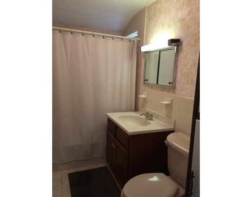 95 Macomber Ave, Springfield, MA 01119 photo 13