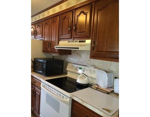 95 Macomber Ave, Springfield, MA 01119 photo 8