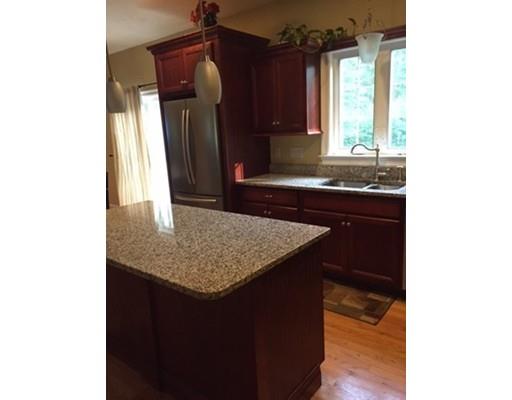 11 Jenna Ln, Sutton, MA 01590 photo 8