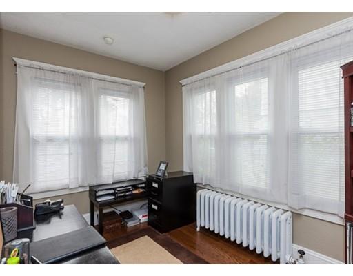 30 Harkness Ave, Springfield, MA 01118 photo 5