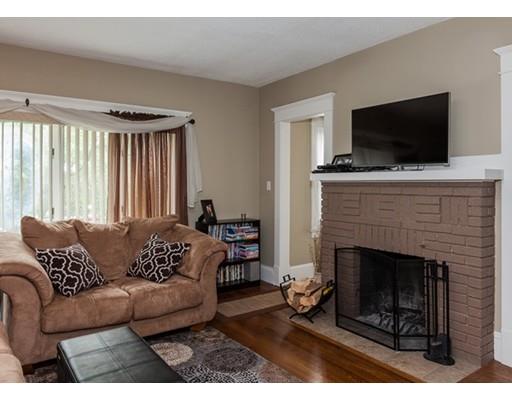 30 Harkness Ave, Springfield, MA 01118 photo 3