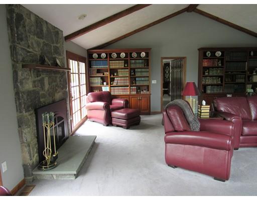 116 Blackstone St, Mendon, MA 01756 photo 10