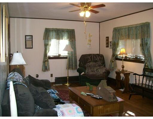 129 Croyden Terrace, Springfield, MA 01104 photo 8