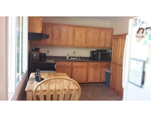 15 Kingsberry Ln, Ware, MA 01082 photo 7