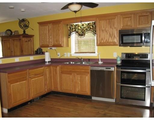 370 Middle Rd, Acushnet, MA 02743 photo 11