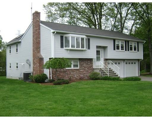 15 Burning Tree Rd, Natick, MA 01760 photo 3