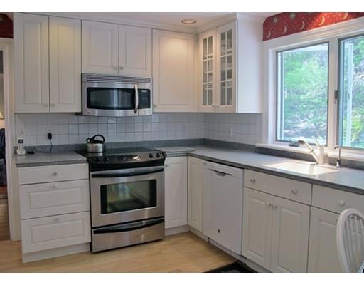 52 Beechmont St, Worcester, MA 01609 photo 12