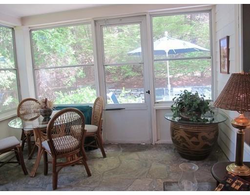 52 Beechmont St, Worcester, MA 01609 photo 10