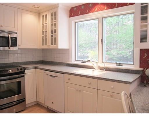 52 Beechmont St, Worcester, MA 01609 photo 14