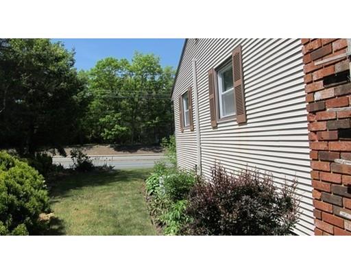 323 N Eastern Ave, Fall River, MA 02723 photo 5