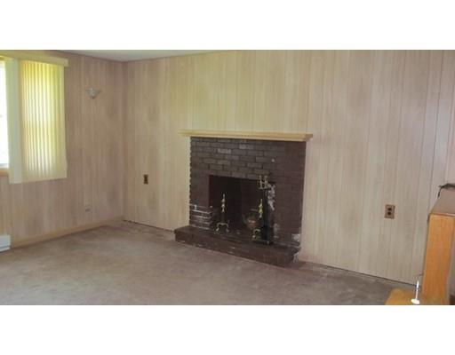 323 N Eastern Ave, Fall River, MA 02723 photo 14