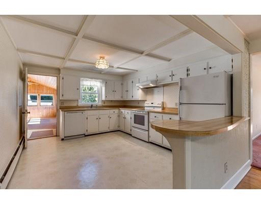 67 Hillside Ave, Webster, MA 01570 photo 8