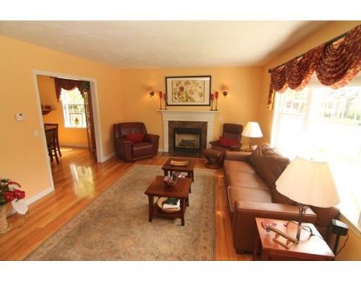4 Marissa Cir, Worcester, MA 01604 photo 3