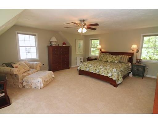 4 Marissa Cir, Worcester, MA 01604 photo 8