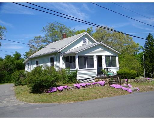 20 Oakdale St, Wareham, MA 02571 photo 2