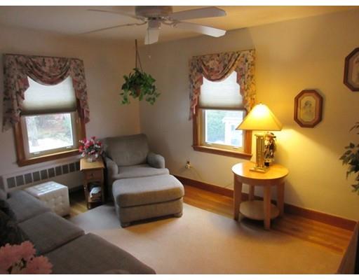 8 Wilson Rd, Wakefield, MA 01880 photo 12