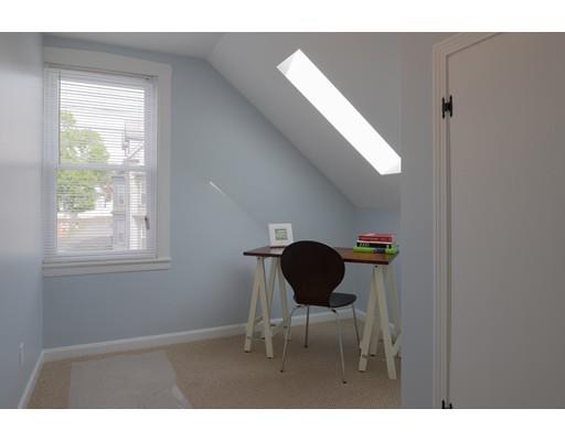 142 Maple St, Lynn, MA 01904 photo 5