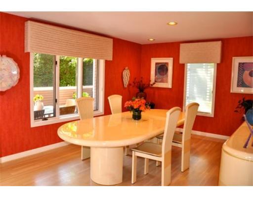 35 Gerald Rd, Marblehead, MA 01945 photo 9
