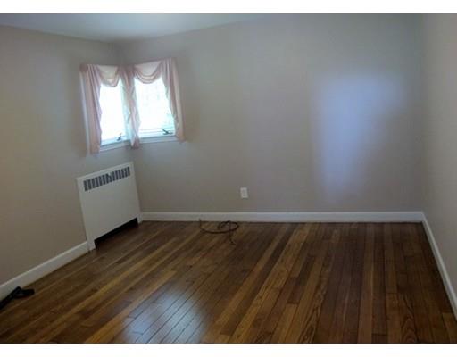 5 Pine Tree Dr, Worcester, MA 01609 photo 15