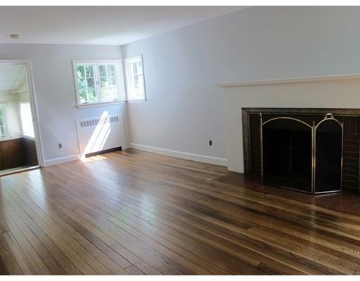 5 Pine Tree Dr, Worcester, MA 01609 photo 4