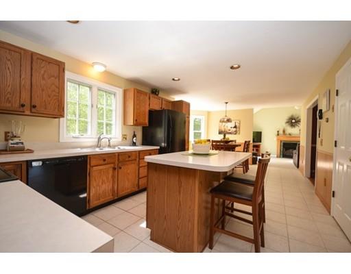 11 Cedar Hill Rd, Sutton, MA 01590 photo 4