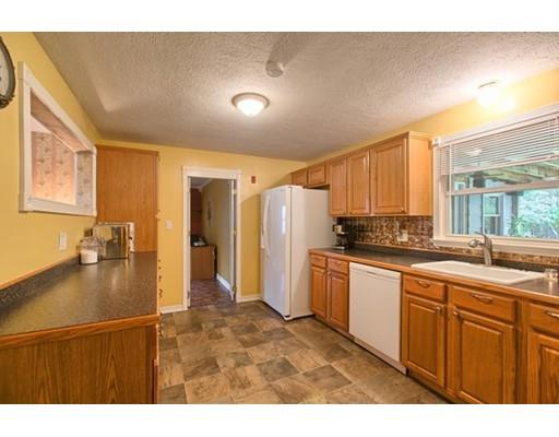 6 Cherry Rd, Beverly, MA 01915 photo 8