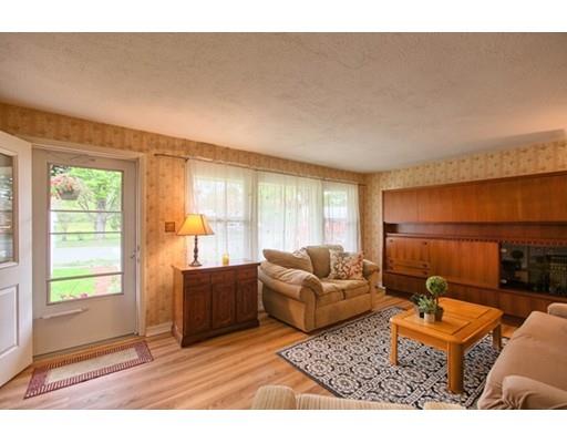 6 Cherry Rd, Beverly, MA 01915 photo 5