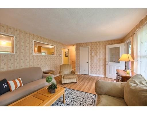 6 Cherry Rd, Beverly, MA 01915 photo 4