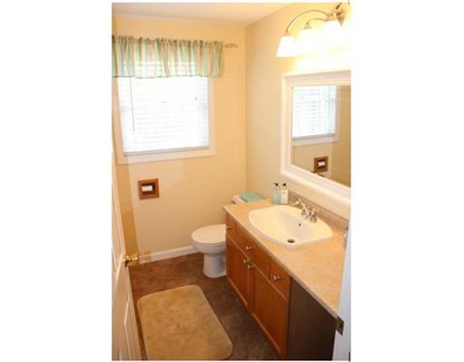 14 Field Rd, Windham, NH 03087 photo 11